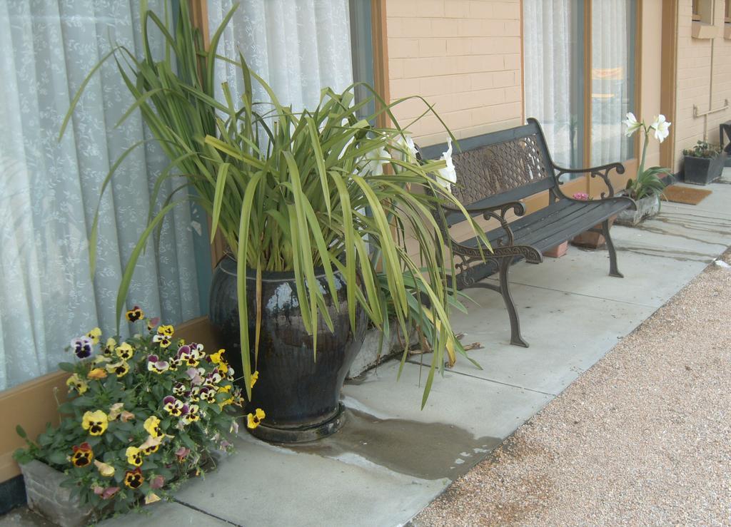 Travellers Rest Motel Bairnsdale Eksteriør bilde